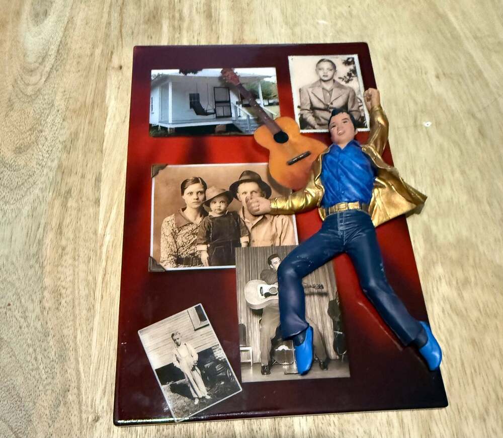 The Bradford Exchange Elvis Presley Years Collection Plaque Limited Edition